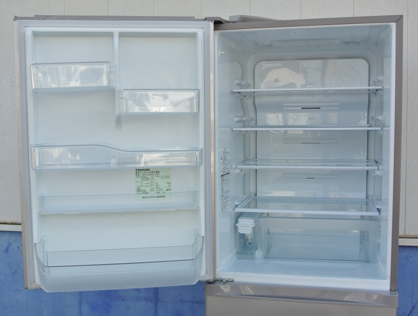 左開きドアタイプです！ TOSHIBA（東芝） 自動製氷機付き426L5ドア冷蔵庫 GR-H43GL 群馬県伊勢崎市リサイクルセンターふれんど